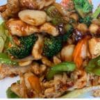 Best Chicken with Garlic Sauce in Perrysburg, OH